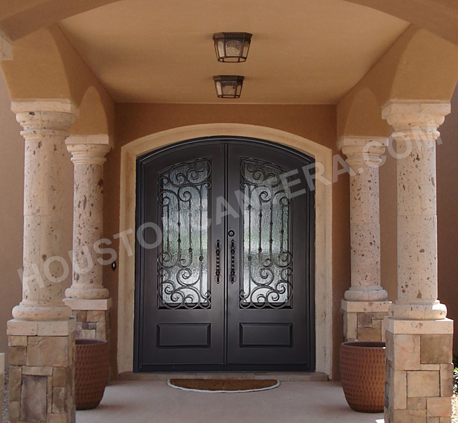 Natural Cantera Columns